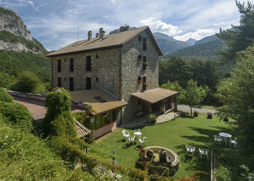 Hotel De Montana Uson Hecho Luaran gambar