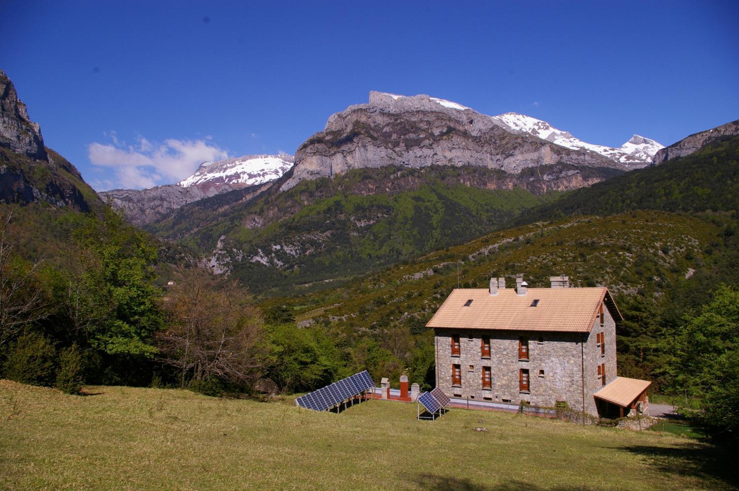 Hotel De Montana Uson Hecho Luaran gambar